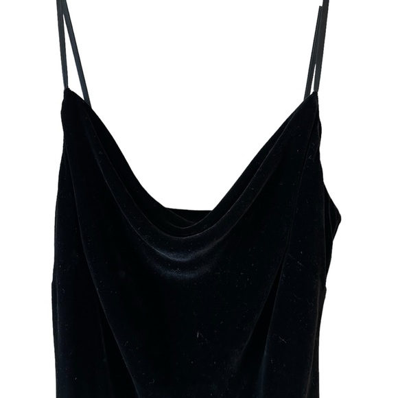 Banana Republic, Black Velvet Scoop neck dress - Picture 2 of 5